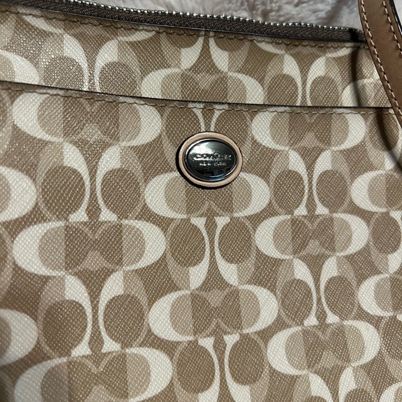 Tan Coach Crossbody - Picture 2 of 5